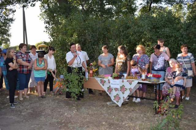 "Славим землю родную, на которой живём"