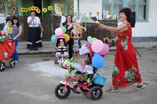 "Славим землю родную, на которой живём"